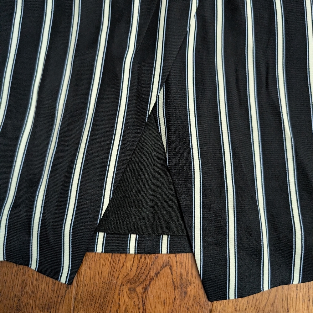 Loft Blue Stripe Pencil Skirt Womens Sz 4 Viscose Front Slit Career Chic NWT - Picture 2 of 6